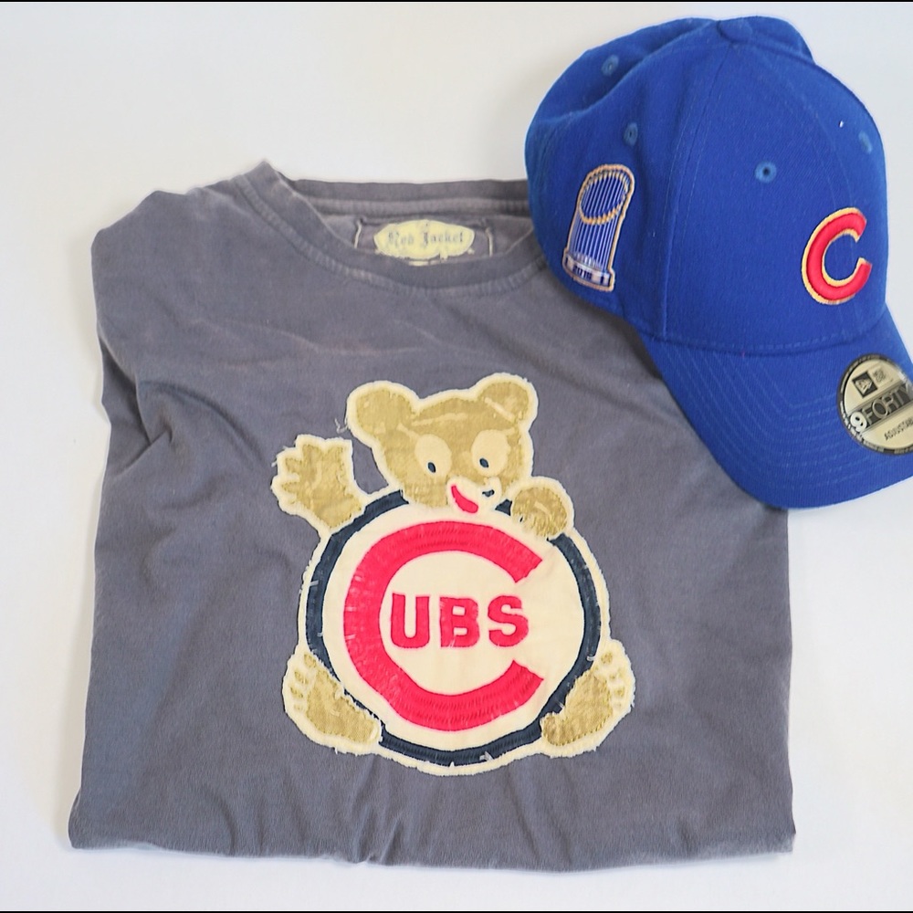 1960s Chicago Cubs Logo Tee (Red Jacket)
